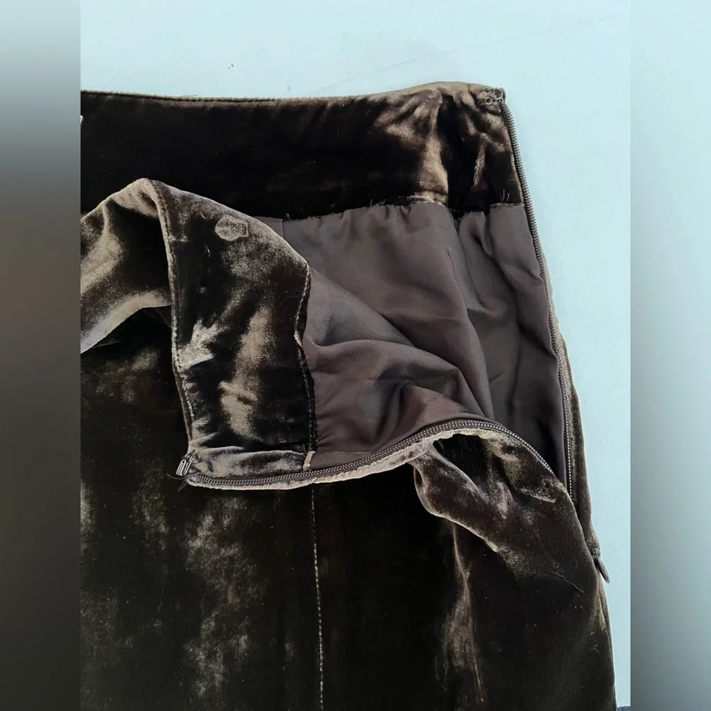 Women’s gorgeous Ann Taylor Loft Cocoa Brown Velour lined Swing Skirt Size 10